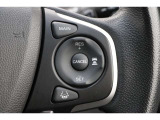 安全運転支援システムHonda SENSINGを搭載。衝突軽減ブレーキや、誤発進抑制機能、アダプティブクルーズコントロール、車線維持など複数の先進技術で安心・快適なドライブをサポートします。