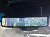 【デジタルインナーミラー】後席の大きな荷物や同乗者で後方が確認しづらい時でも安心!カメラが撮影した車両後方の映像をルームミラー内に表示。クリアな視界で状況の確認が可能です!