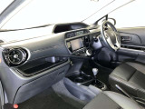 前方の見通しが良いすっきりした視界、誰でも扱いやすく運転できます。疲れにくく安心ドライブを更に快適なものにします!