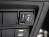 人や荷物を満載しても、対向車や先行車に迷惑をかけない、室内からヘッドライトの光軸を調整できます。
