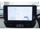 ディスプレイオーディオを装備。スマホとクルマをつなぐことで、これまでのナビに加えて、いろんなサービスが楽しめます。
