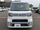 当社は輸入車・国産車の正規ディーラーも運営しており、指定整備工場・認証工場を取得しております。納車前、納車後の点検・車検もお任せください!