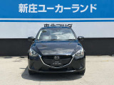 つぶらな瞳のヘッドライトは、見つめるだけで心が弾みます。Round headlights look like cute eyes and make you happy.