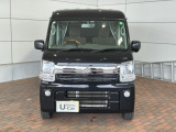 当社の車両には『安心して車選びをしていただくために』お支払い総額を表示しております。税金、自賠責保険料、登録費用、リサイクル料金が含まれており、県内登録及び届出で店頭納車の場合になります。