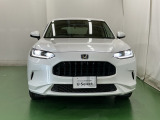 LEDヘッドライトを装備しています。LEDヘッドライトはとても明るく、雨の日や夜間走行も安全・安心です。オートライトコントロール付きで周囲の明るさに応じて自動で点灯・消灯します