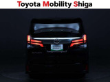 リヤのコンビネーションランプは後続車からも確認しやすいデザインです。