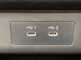 USBソケットも各所に付いております