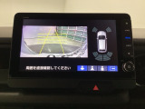 バックモニター付きで、車庫入れやバック時の後方確認をしっかりサポート。モニターに映し出される映像で死角も確認しやすく、狭い場所での駐車や後退時の操作をより安心して行えます。