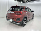 走りにこだわりながら収納力も持ち合わせたお車です。