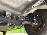 お車を安心してお乗りいただく為には、足回りの定期点検が欠かせません。サービスサポート(有償保証)では無料点検もご提供しており、安心のカーライフをお過ごしいただけるサポート体制が整っています。