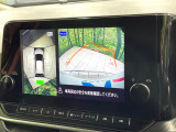 【アラウンドビューモニター】専用のカメラにより、上から見下ろしたような視点で360度クルマの周囲を確認することができます☆死角部分も確認しやすく、狭い場所での切り返しや駐車もスムーズに行えます。