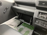 店内では季節で変わるダイハツオリジナルの美味しいスイーツとドリンクでおもてなしいたします。