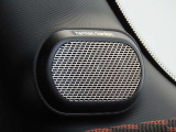 【ハーマンカードンHiFiサラウンドスピーカーシステム】が採用されております。良い音響でプライベート空間をお楽しみください。