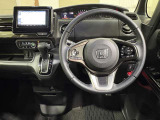 安全運転支援システム『HondaSENSING』搭載!!衝突軽減ブレーキや前走車との車間距離を保つACC(アダプティブクルーズコントロール)、ステアリング操作をアシストするLKAS機能など装備されています