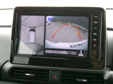 まるで上空から見下ろしているような感じで駐車が楽にできるインテリジェントアラウンドビューモニター!幅寄せが苦手な方でもサイドビューで確認することができますよ♪