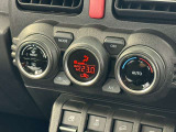 フルオートエアコン搭載で快適です。