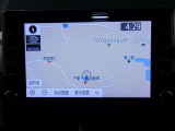 9インチのディスプレイオーディオ装着です。スマホとの通信で様々なサービスが楽しめます。TV視聴にも対応しています。