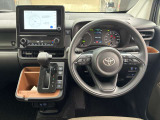 シンプルながらも使い勝手にこだわった操作性の良いインパネ回り!運転中スイッチ操作も安心ですね!