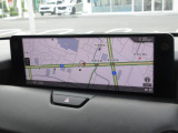 マツダコネクトの12.3インチワイドセンターディスプレイです。『Android Auto』『Apple CarPlay』や独自のコネクテッドサービスに対応したインターフェイスシステムです。