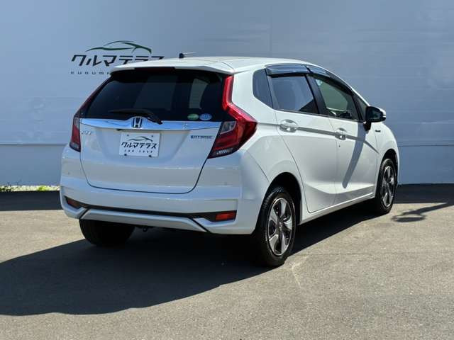 ホンダ フィット 1.5 ハイブリッド F 4WD の中古車詳細 (96,000km ホンダ フィット 1.5 ハイブリッド F 4WD の中古車詳細 (96,000km