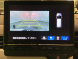 バックでの車庫入れも安心です! リアカメラが付いているバックモニター付のナビを装備しております。バンパーについているソナーや、操作線もついており距離感も画面から確認できます。