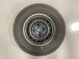 当社にてデモ走行時に装着していた中古スタットレスタイヤ+ホイール4本セットを用意致しました。(2025年製、タイヤ+ホイールは現状渡し、保証対象外です)
