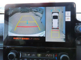 (パノラミックビューモニタ-)車を上から見たような映像で死角もバッチリ確認できます。