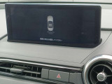 【マツダコネクト】バックカメラレス車両のためコーナーセンサーのガイドがR時は表示されます。