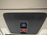 ホンダコネクトも装備しております。いざという時にスイッチ一つで助けに駆けつけてくれるんです。詳しくはスタッフまで