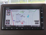 【 ホンダ純正ギャザズ・VXM-215Ci 】ホンダ純正の7インチメモリーナビが装備されています。