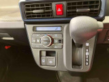 納車前にはプロのメカニックが、各部の点検を行います。ディーラーにしか出来ない品質、そしてサービスできっと満足していただけると思います!