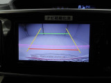 【バックモニター】駐車時に後方がリアルタイム映像で確認できます。大型商業施設や立体駐車場での駐車時や、夜間のバック時に大活躍!運転スキルに関わらず、今や必須となった装備のひとつです!