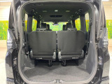 普段のお買い物や通勤、送迎等に十分な荷室スペースを確保しております。セカンドシートを倒すと、大きな荷物の積載も可能です♪