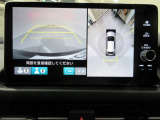 マルチビューカメラを搭載。上空から見下ろした様な画像で周囲を確認出来ます。