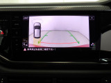 カラーバックモニター搭載しています。リアの映像がカラーで映し出されますので日々の駐車も安心安全です。