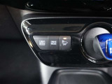 パワー、ノーマル、エコノミーの3種類の走行モードの切り替えができます。