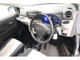 運転席周りは遊びにも通勤にも普段のお買い物にもピッタリ。日々のドライブに居心地のよいレイアウトです。