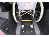 福祉装備や車両についての詳細は当社ホームページにて掲載しております。是非、当社ホームページへお越し下さい。「坂出自動車」で検索して下さい。※車いすは見本です。