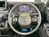 【純正革巻きステアリング】上質な革を使用することで、手にしっかり馴染みとても運転しやすいハンドルです♪