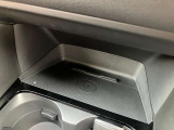 置くだけ充電あります