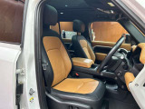 ディフェンダー  110XダイナミッHSE 4WD 本革シート