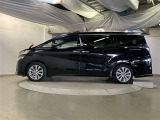 当社でご購入頂いた全ての車両はご納車前、エンジンオイル交換・ワイパーゴム・ブレーキ点検・調整・その他確認の上ご納車いたします。
