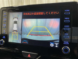 【パノラミックビューモニター】真上から見下ろしたような視点で確認できるバックカメラ搭載!死角も見やすく駐車もラクラクです!