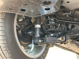 お車を安心してお乗りいただく為には、足回りの定期点検が欠かせません。サービスサポート(有償保証)では無料点検もご提供しており、安心のカーライフをお過ごしいただけるサポート体制が整っています。