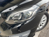 ●LEDヘッドライト:夜間走行時も良好な視界を確保し安心して運転できる高輝度LEDヘッドライトを装備!点灯速度が早く、消費電力も抑えられています。