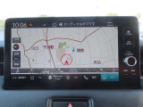 【ホンダコネクト対応ナビ】快適な操作性で、使える機能が満載!自動地図更新機能や24時間365日緊急サポート、スマートフォンを使ったドアロック解除・エンジン始動などといった便利な機能が搭載されています。