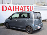 ディーラーオプション品の取り付けなども専門スタッフが作業させて頂きますのでご安心下さい。