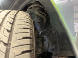 お車を安心してお乗りいただく為には、足回りの定期点検が欠かせません。サービスサポート(有償保証)では無料点検もご提供しており、安心のカーライフをお過ごしいただけるサポート体制が整っています。