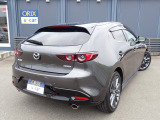 リヤビューの画像になります。オリックス認定中古車には、ご購入後も安心してお乗りいただくために、独自の「オリックス認定中古車保証」をお付けしています。