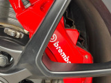 【ブレンボ製キャリパー】ハイパワー車両には強力なブレーキが必須!世界のスーパーカーにも採用されるイタリアの高級メーカー「ブレンボ」を装着!色鮮やかなキャリパーがスポーティな印象を引き立てます♪